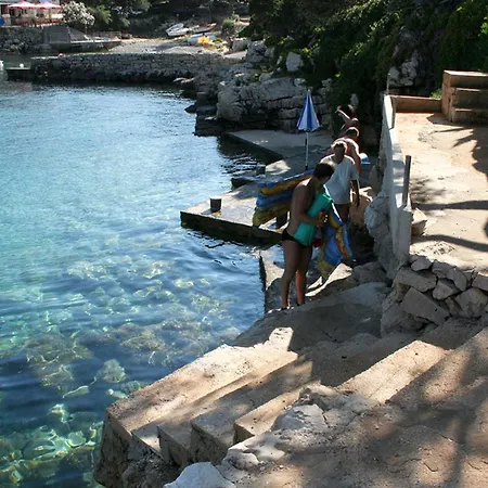 By The Sea Cove Zarace - Gdinj, Hvar - 25037 * Gdinj