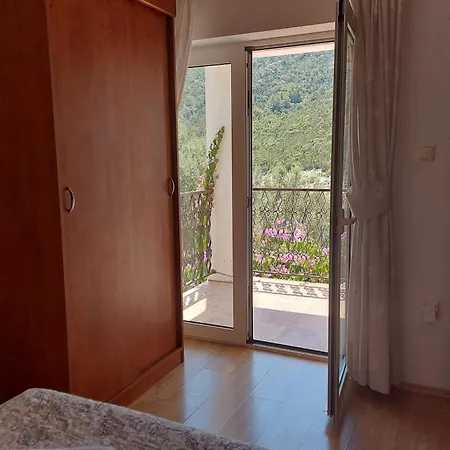 By The Sea Cove Zarace - Gdinj, Hvar - 25037 *